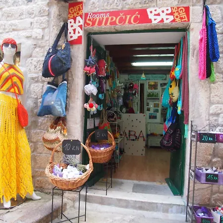 Guest house Rooms & Studio Stipcic Trogir